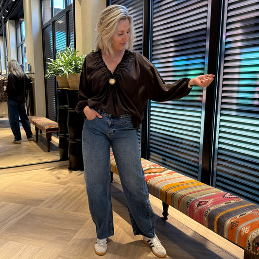 Blouse Vleermuismouw Broche Bruin - Peet kleding