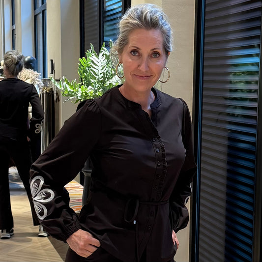 Triple Nine - Travel Blouse Simone Donkerbruin - 5923 - Peet kleding