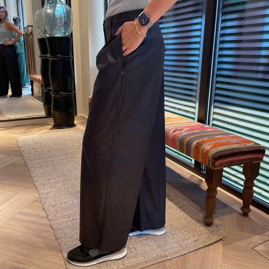 Zhrill Pants Rulan Velours Jet Black - Peet kleding