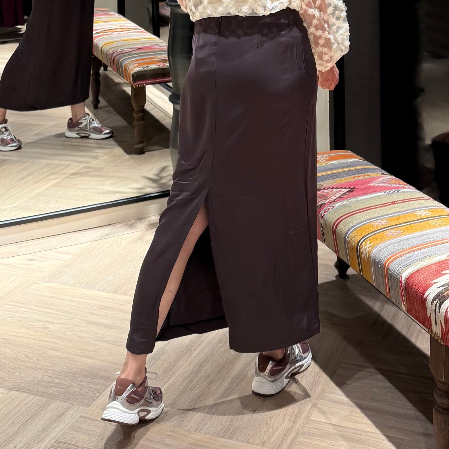 Ichi Rok Zilna Satijn Bruin - Peet kleding