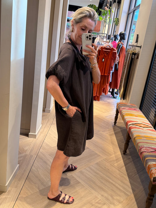 Jurk Gigi Mousseline Bruin - Peet kleding