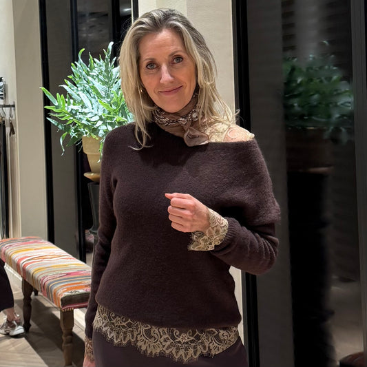 Triple Nine - Top Levina Alpaca Donkerbruin - Peet kleding