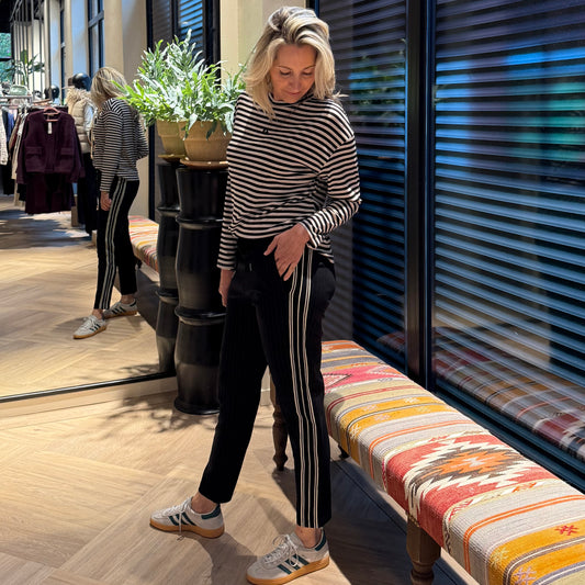 Le Temps Des Cerises T-shirt Kina Streep Zwart - Peet kleding