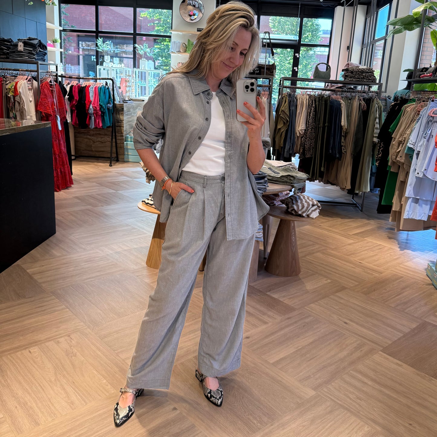 With Black Pantalon Willow Grijs - Peet kleding