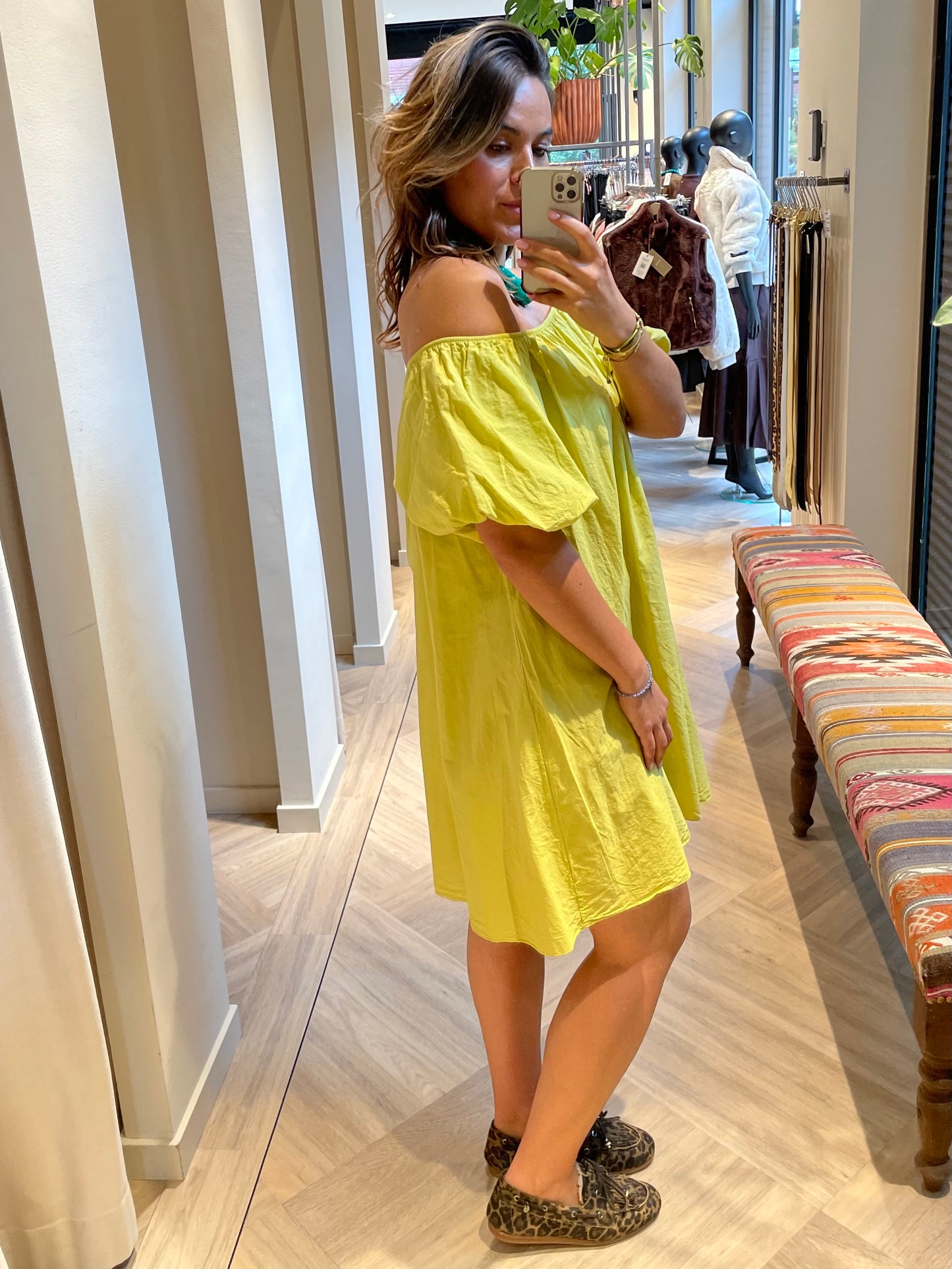 Jurk Maria Offshoulder Lime
