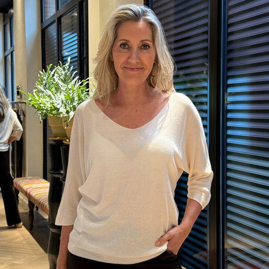 Top Joy V-hals Offwhite - Peet kleding