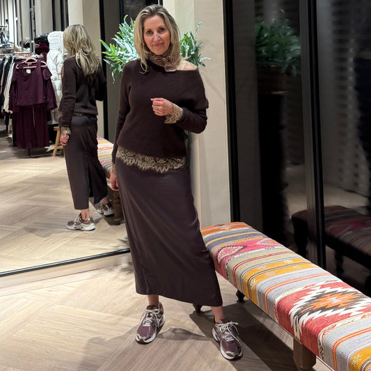 Triple Nine - Top Levina Alpaca Donkerbruin - Peet kleding