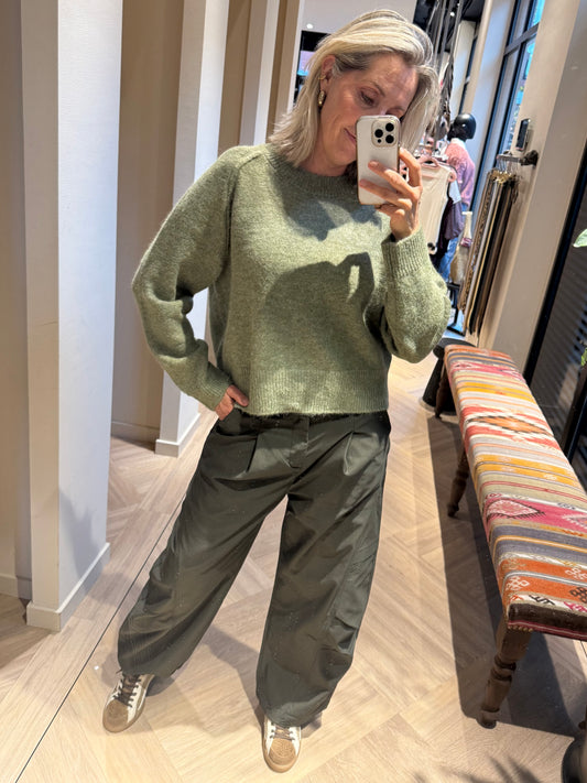 With Black Trui Andrea Avocado Green - Peet kleding