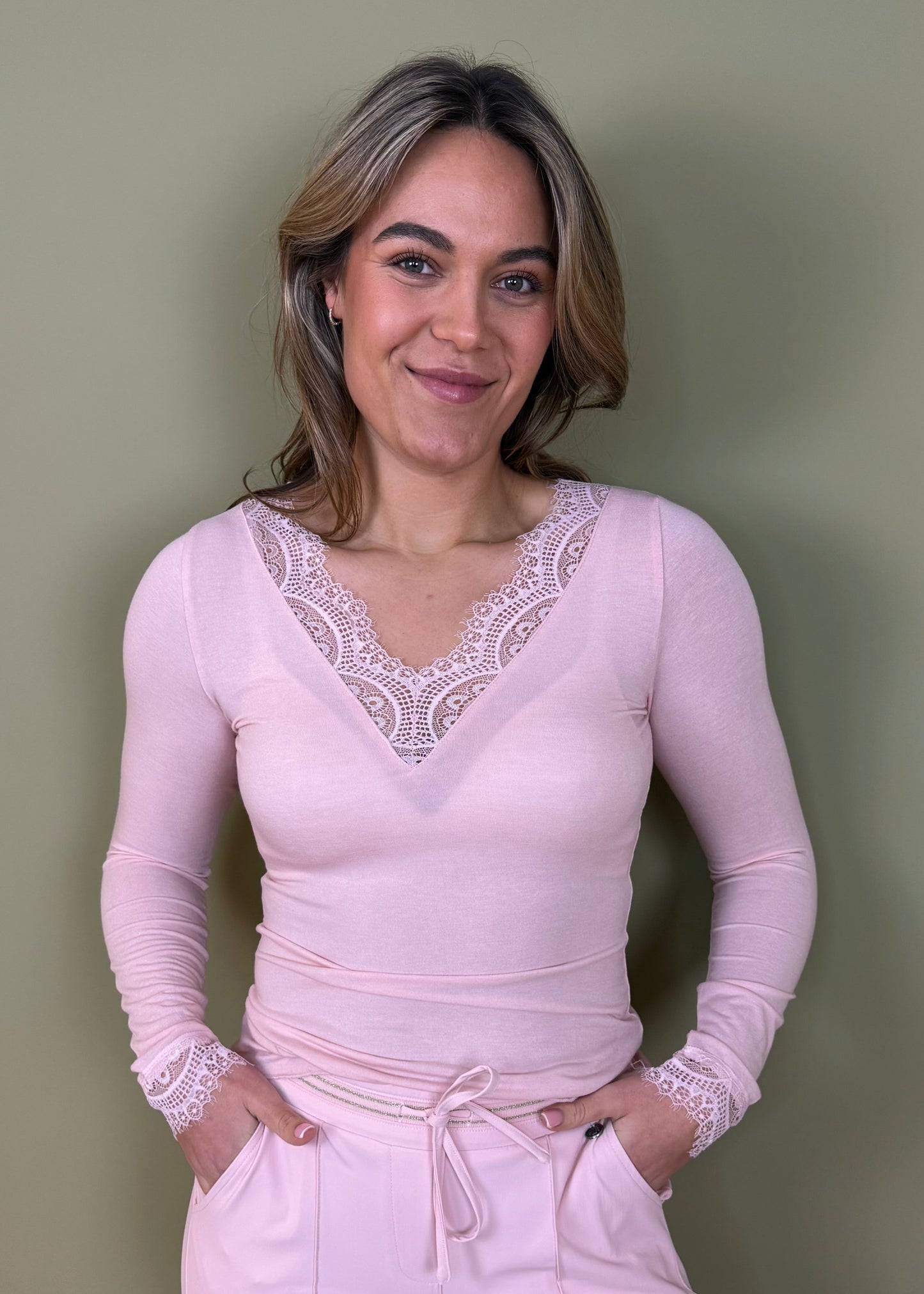Triple Nine - Cashmere Top Lou Lou Poederroze - 9003 - Peet kleding