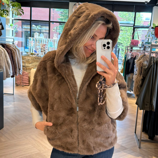 Bodywarmer Celia Faux Fur Taupe - Peet kleding