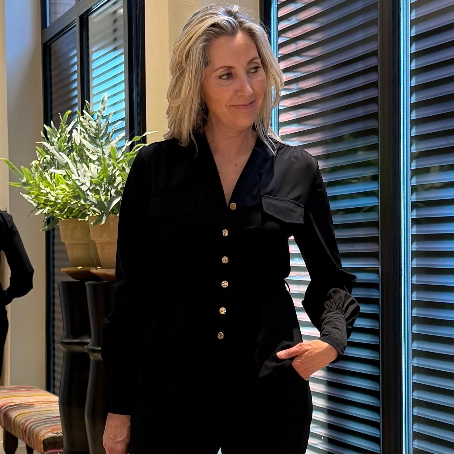Triple Nine - Travel Blouse Megan Zwart - 5926 - Peet kleding