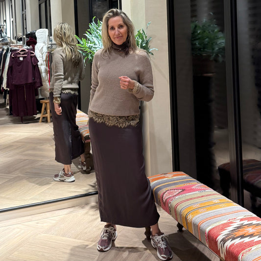 Triple Nine - Top Levina Alpaca Taupe - Peet kleding