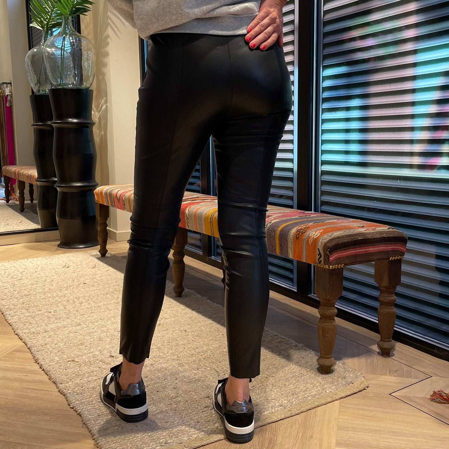 Blue Fire Donna Skinny Vegan Zwart - Peet kleding