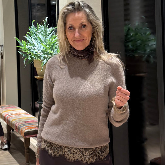 Triple Nine - Top Levina Alpaca Taupe - Peet kleding