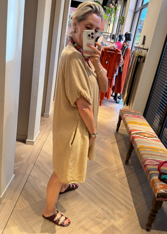 Jurk Gigi Mousseline Beige - Peet kleding