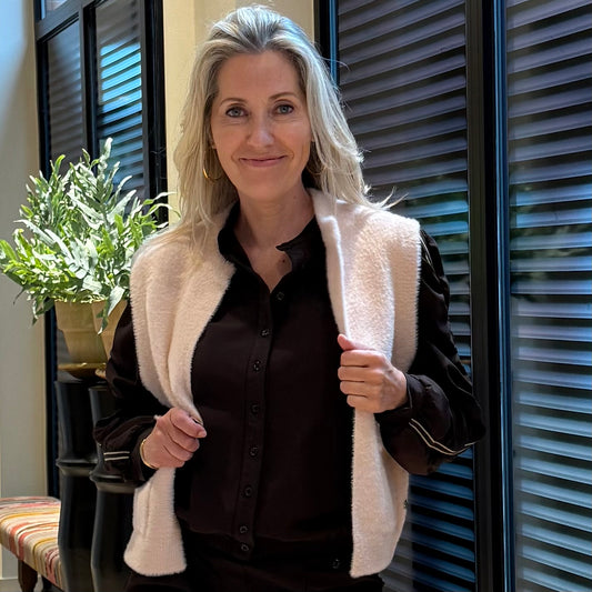 Triple Nine - Fluffy Gilet Inky Lichtroze - 9001 - Peet kleding