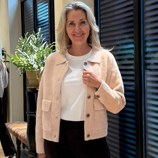 Triple Nine - Fluffy Vest Benchi Lichtroze - 9002 - Peet kleding