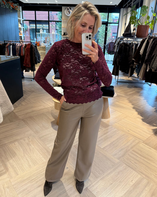 Top Kyra Kant Aubergine - Peet kleding