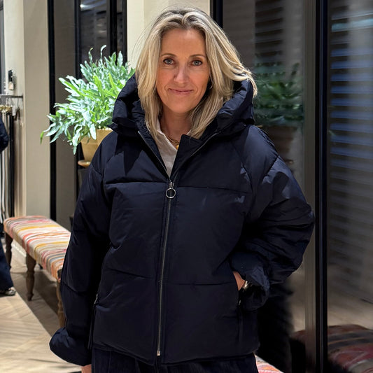 With Black Dons Jas Kylie Donkerblauw - Peet kleding