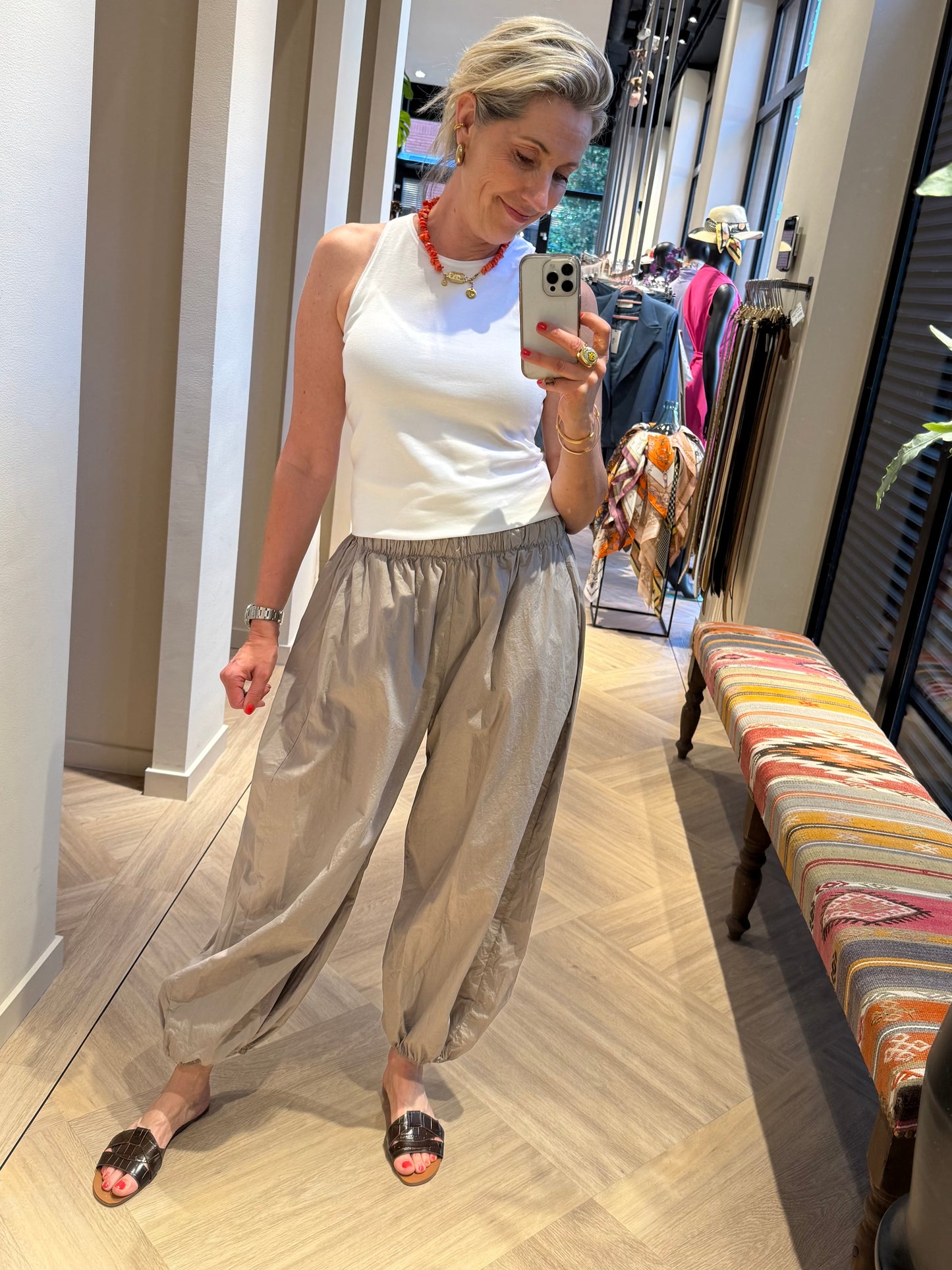 Broek Parachute Taupe - Peet kleding