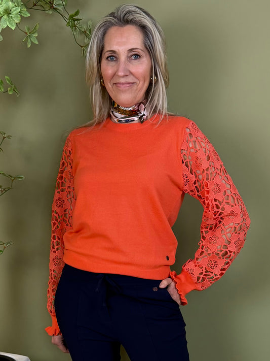 Triple Nine - Trui Louise Koraal - 9006 - Peet kleding