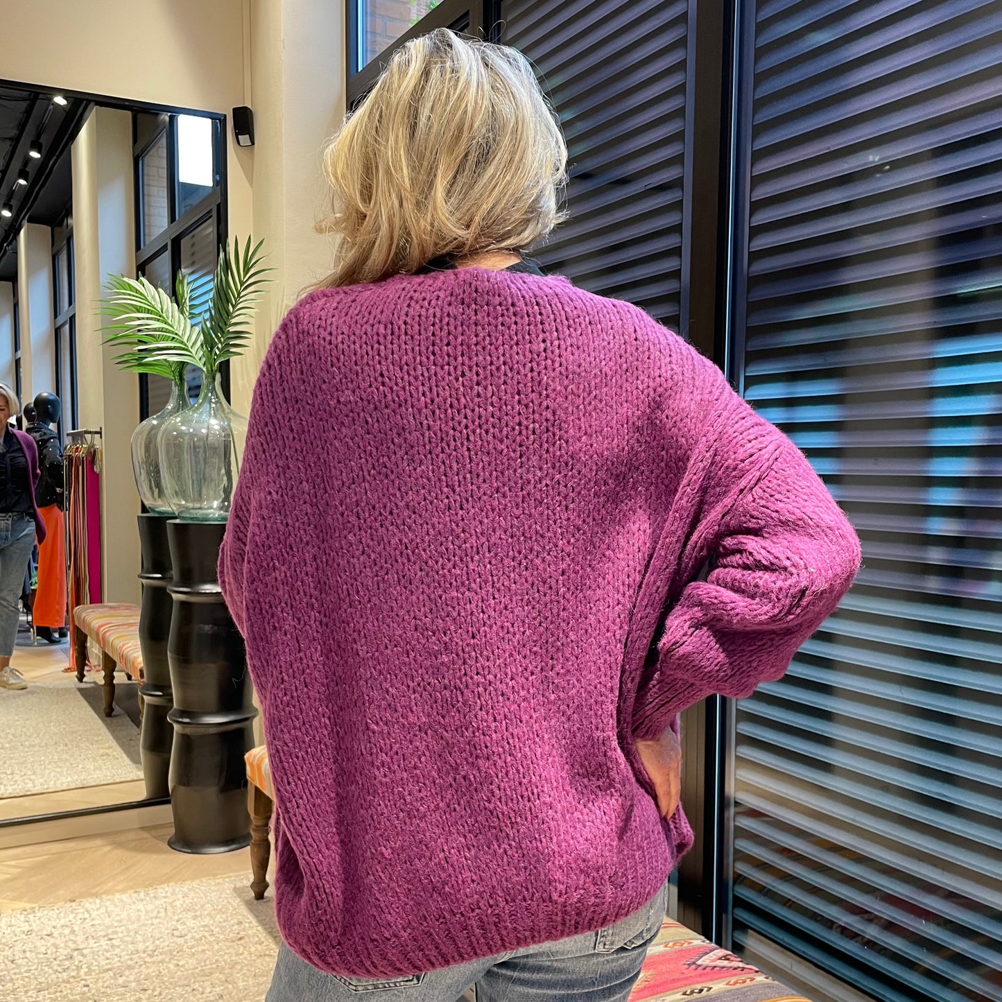 Triple Nine Vest Petra Magenta - Peet kleding