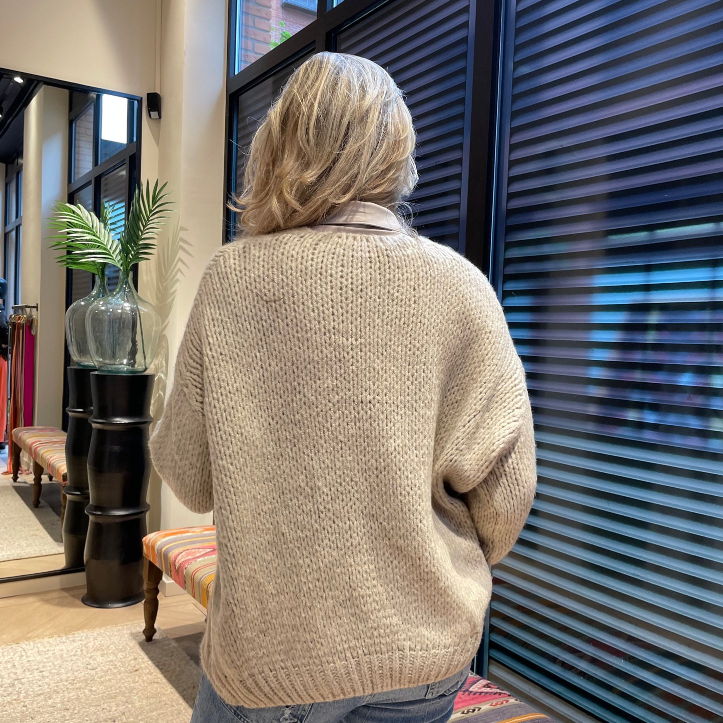 Triple Nine Vest Petra Zand - Peet kleding