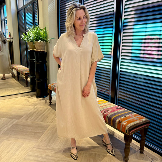 Azzurro Jurk Carmel Beige Lang - Peet kleding
