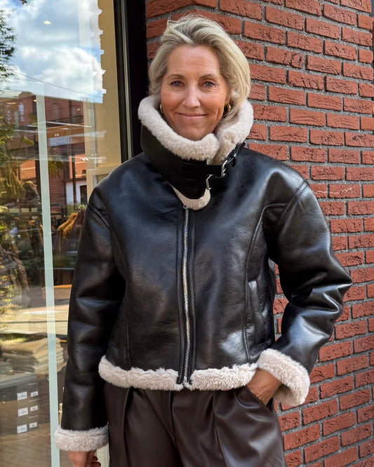 With Black Pop Aviator Jacket Chocolate - Peet kleding