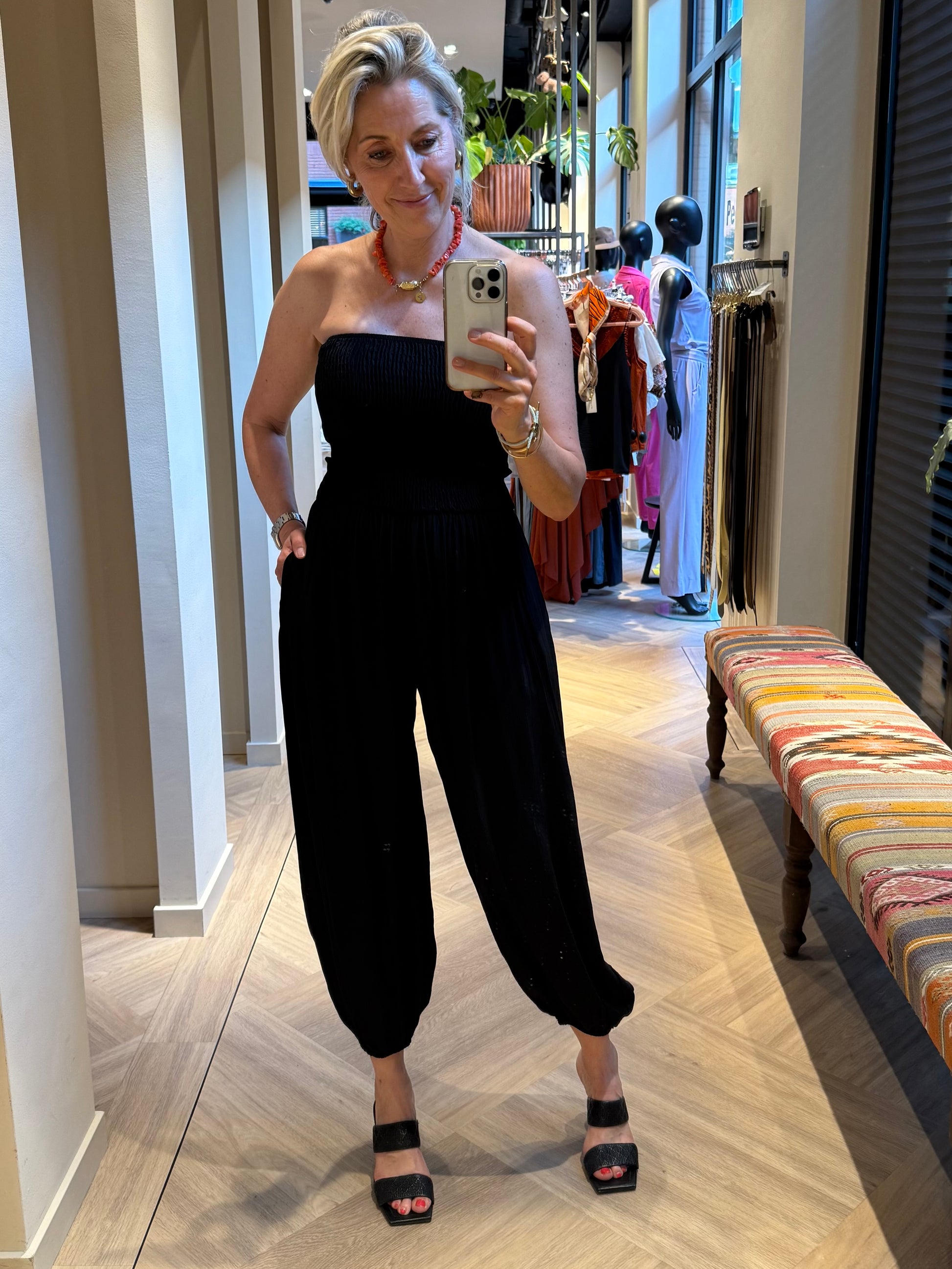 Jumpsuit Strapless Parachute Zwart - Peet kleding