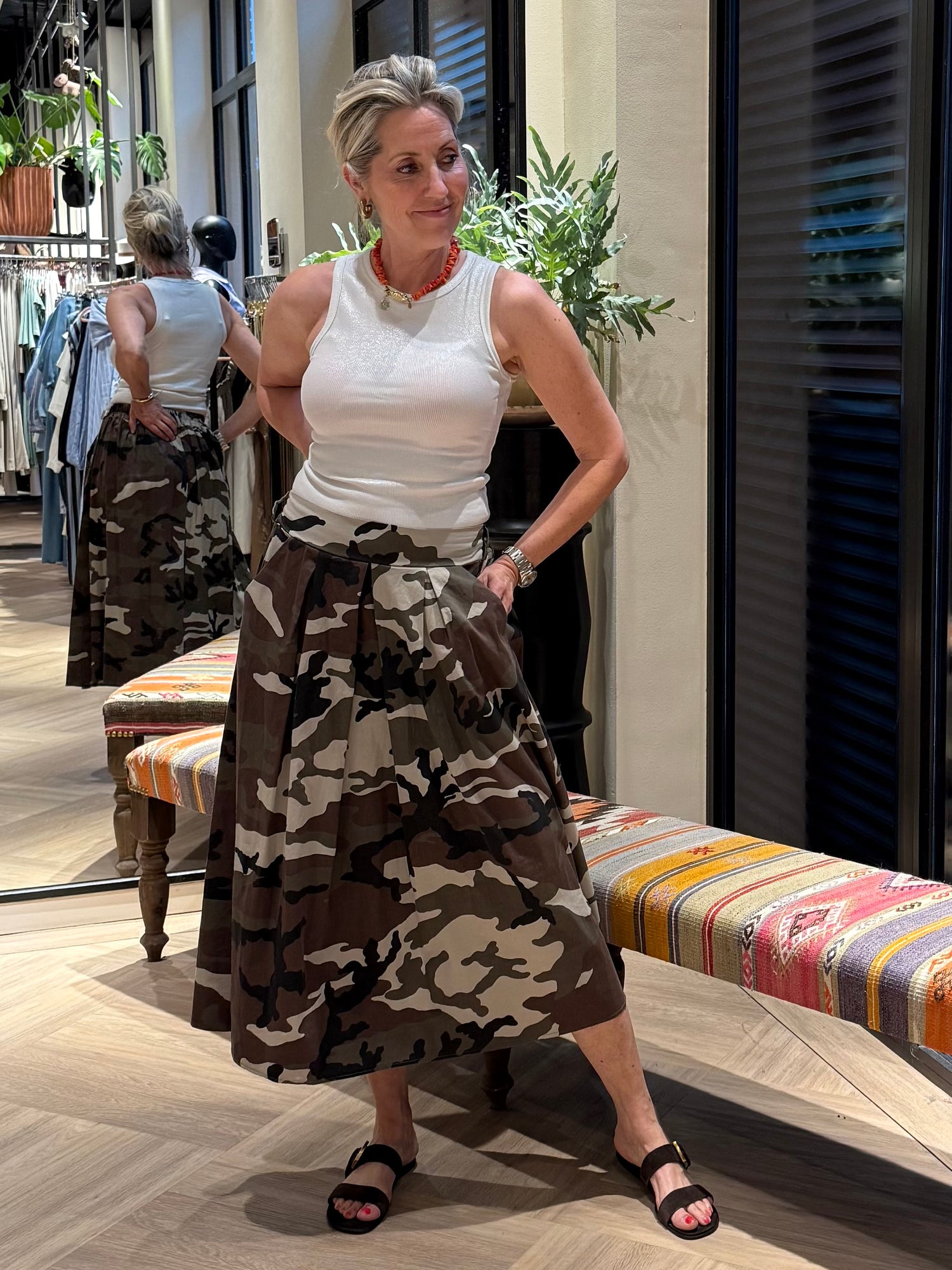 Rok Juul Army Beige - Peet kleding