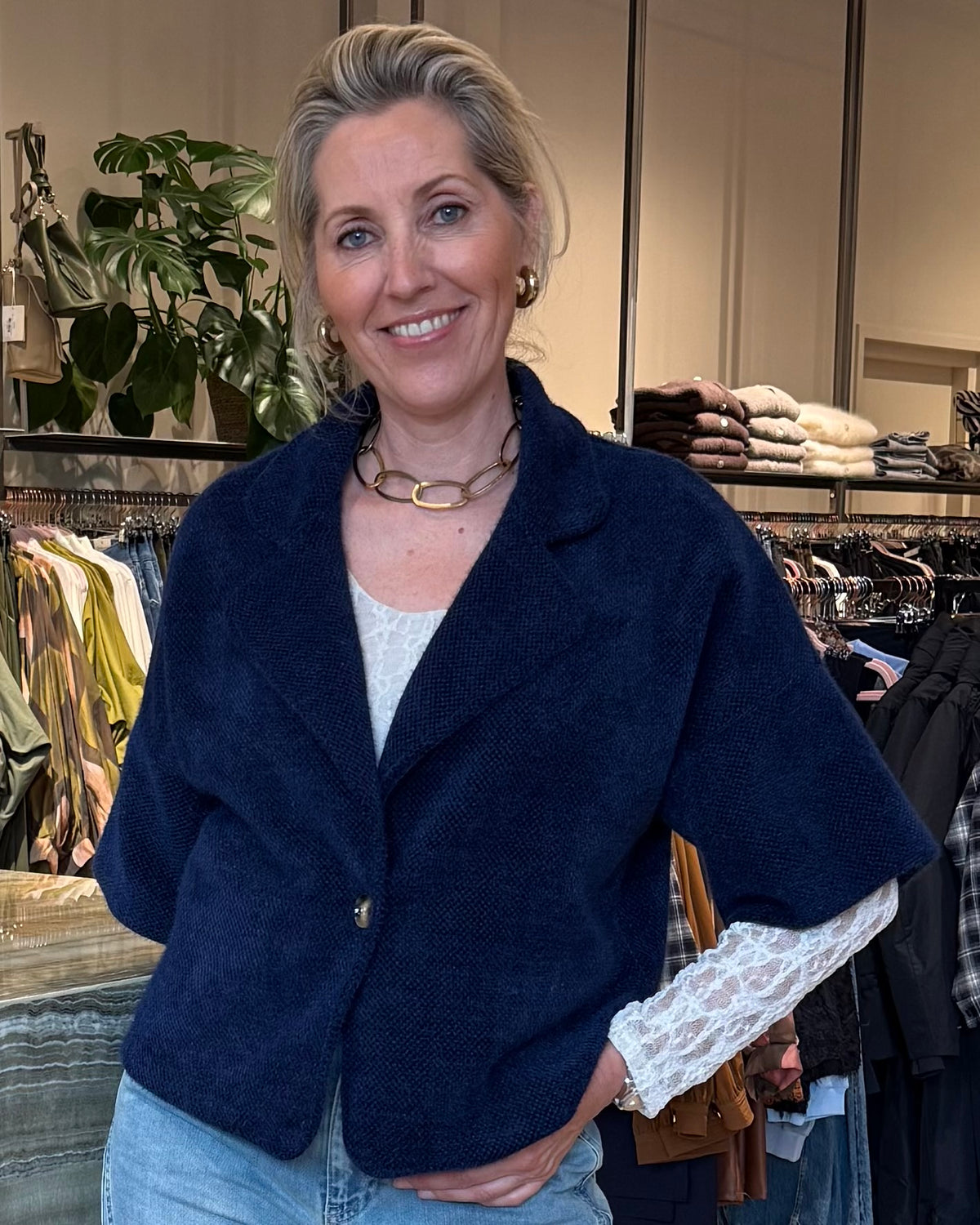 Fluffy Vest Jona Navy
