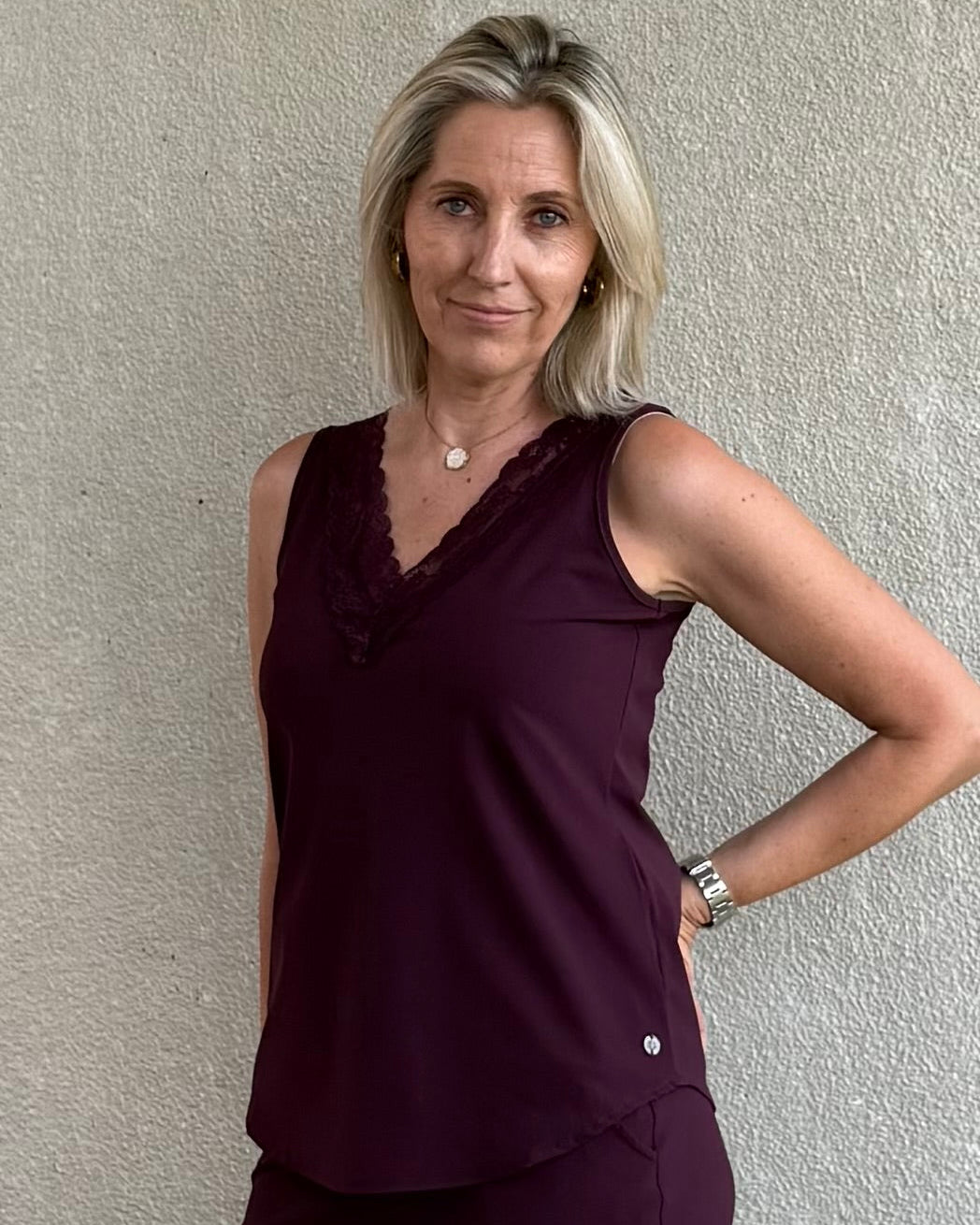 Triple Nine - Travel Top Marly Aubergine - 6913 - Peet kleding