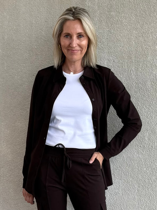 Triple Nine - Travel Blouse Mireille Donkerbruin - 4101 - Peet kleding