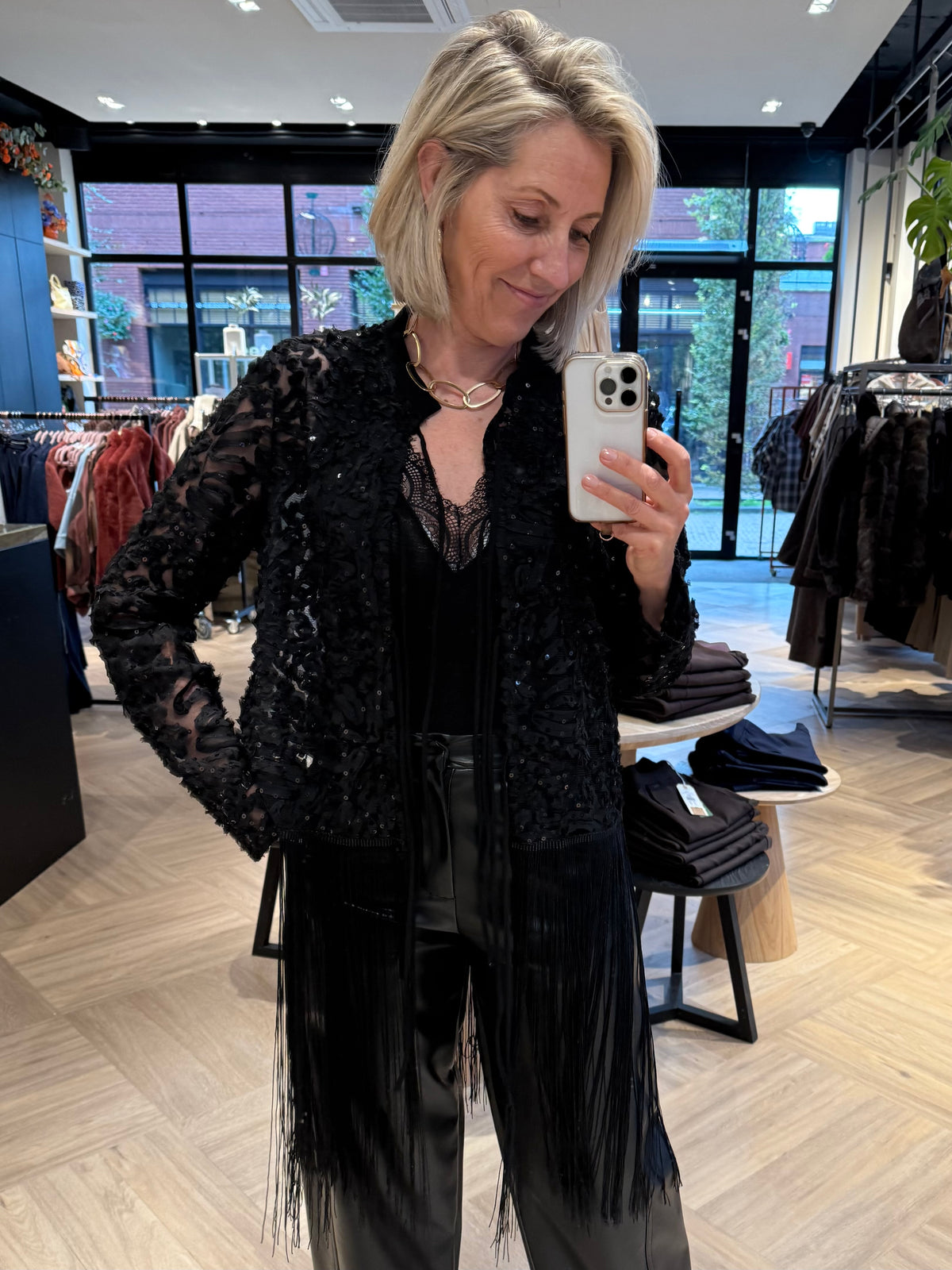 Vestje Mesh Kant Franje Zwart - Peet kleding