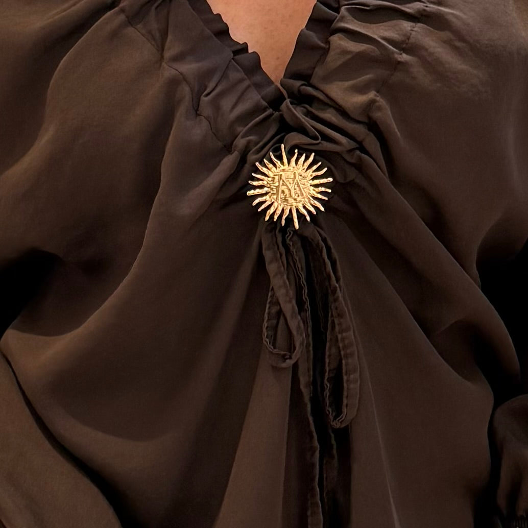 Blouse Vleermuismouw Broche Bruin - Peet kleding