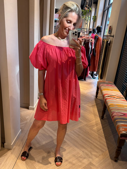 Jurk Maria Offshoulder Coraal - Peet kleding