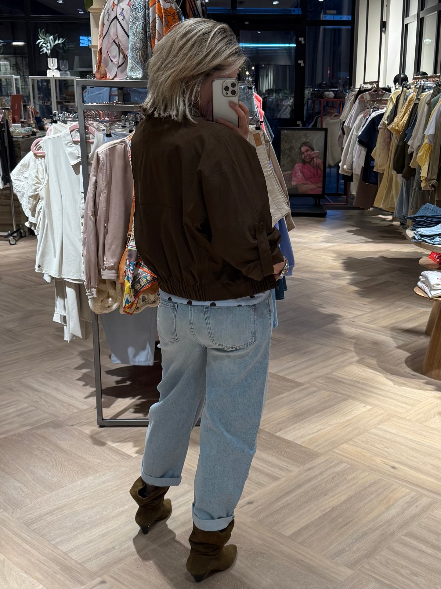 Ambika Blouson Emma Donkerbruin - Peet kleding