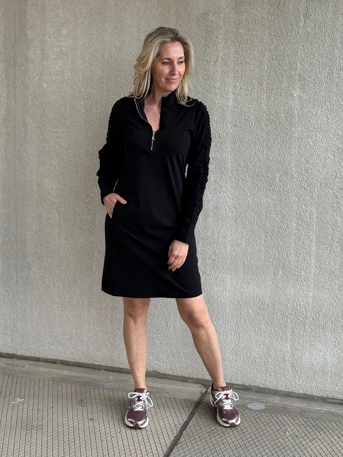 Triple Nine - Travel Jurk Mares Zwart - 51815 - Peet kleding