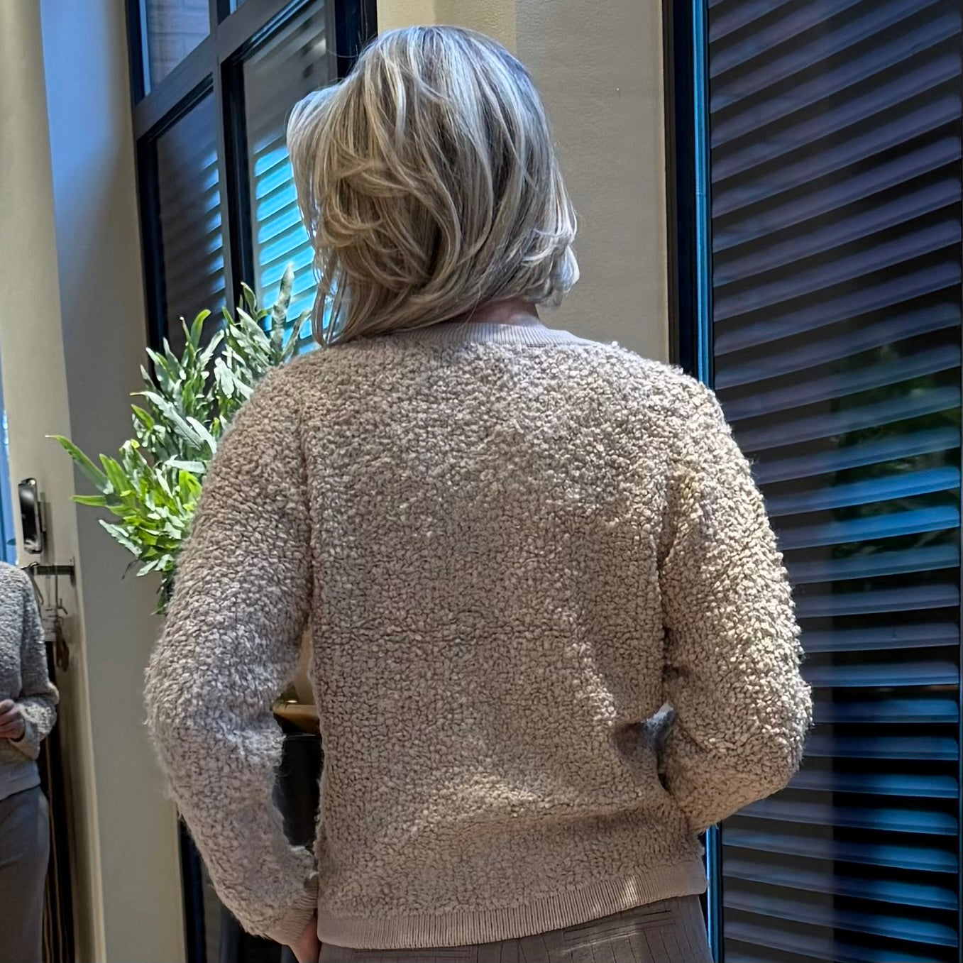 Red Button Jacket Boucle Latte - Peet kleding