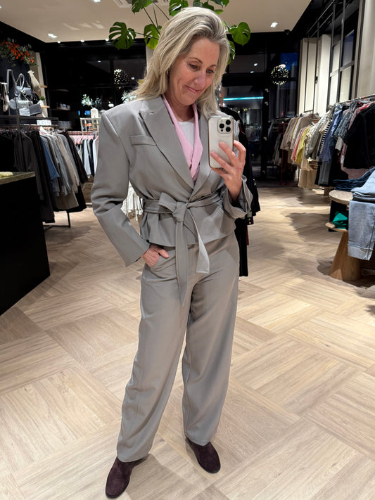 Ambika Barrel Fit Diede Grijs - Peet kleding