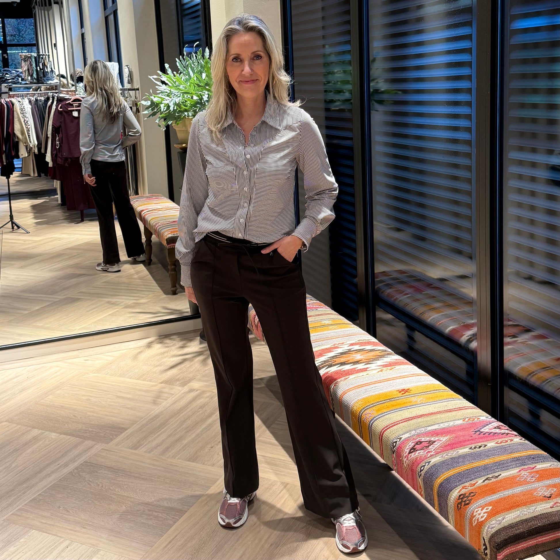 Triple Nine - Travel Blouse Birgit Donkerbruin - 5922 - Peet kleding