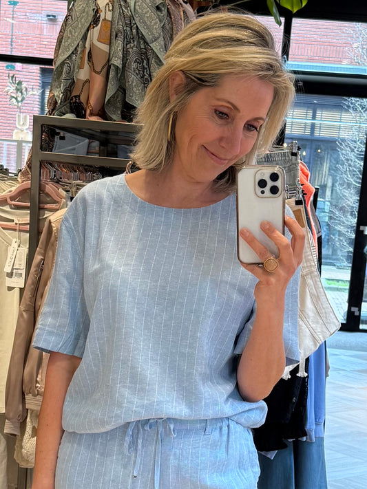 Red Button Top Skylar Lichtblauw - Peet kleding