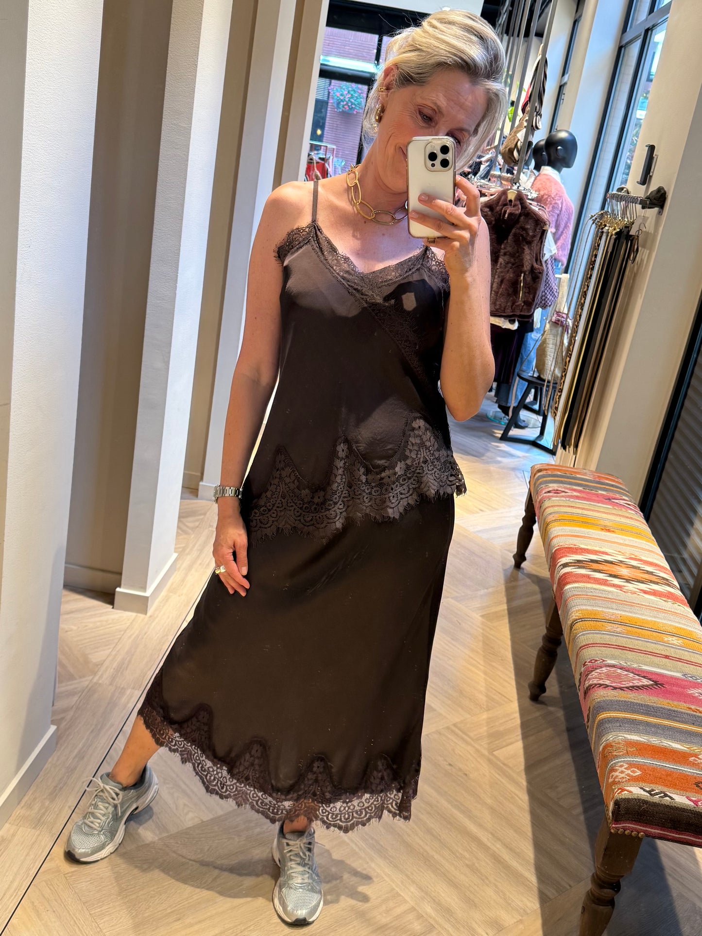 Rok Satin Lace Donkerbruin - Peet kleding