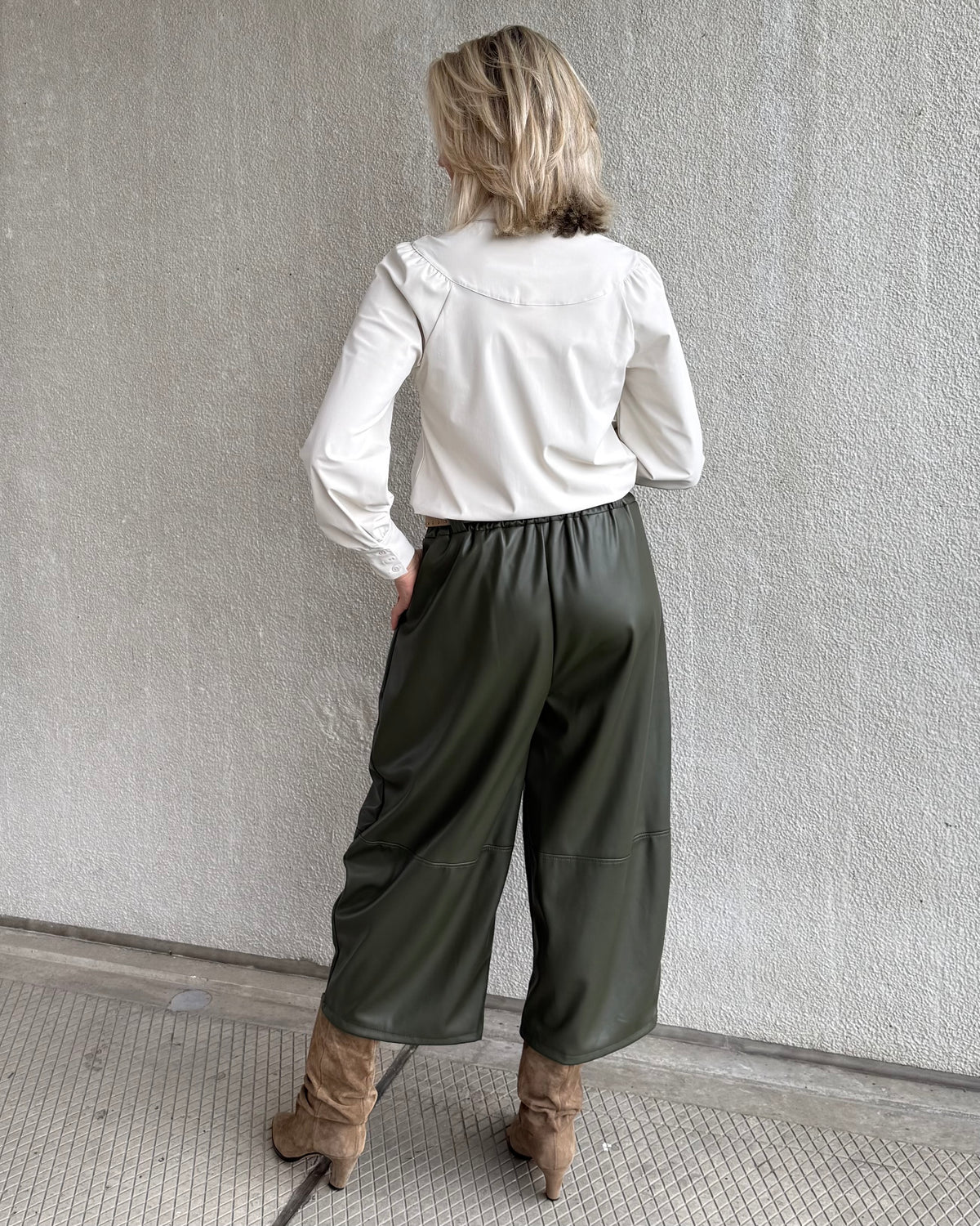 Broek Carol Culotte PU Olijfgroen - Peet kleding