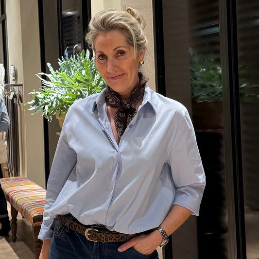 Basic Blouse Lisa Lichtblauw - Peet kleding