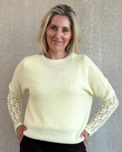 Triple Nine - Alpaca Top Levi Zachtgeel - Peet kleding