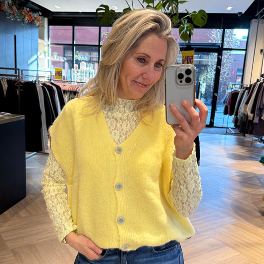 Gilet Nima Alpaca Geel - Peet kleding