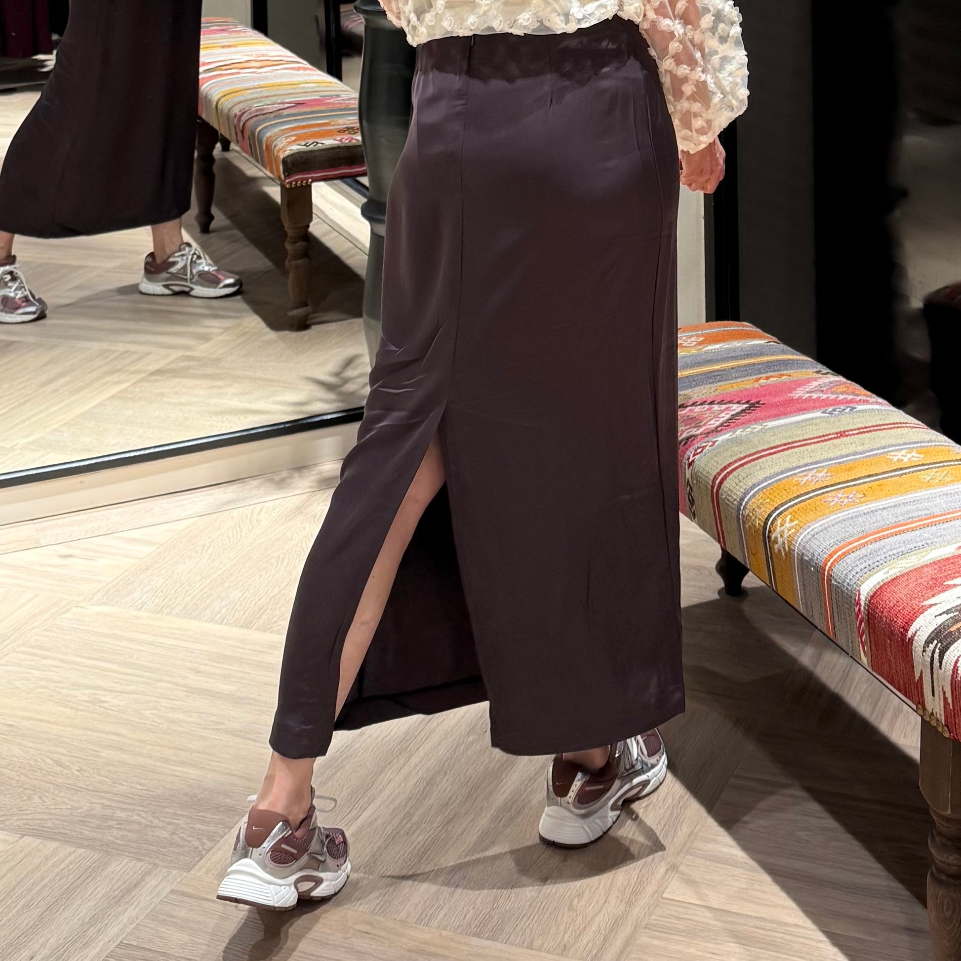Ichi Rok Zilna Satijn Bruin - Peet kleding