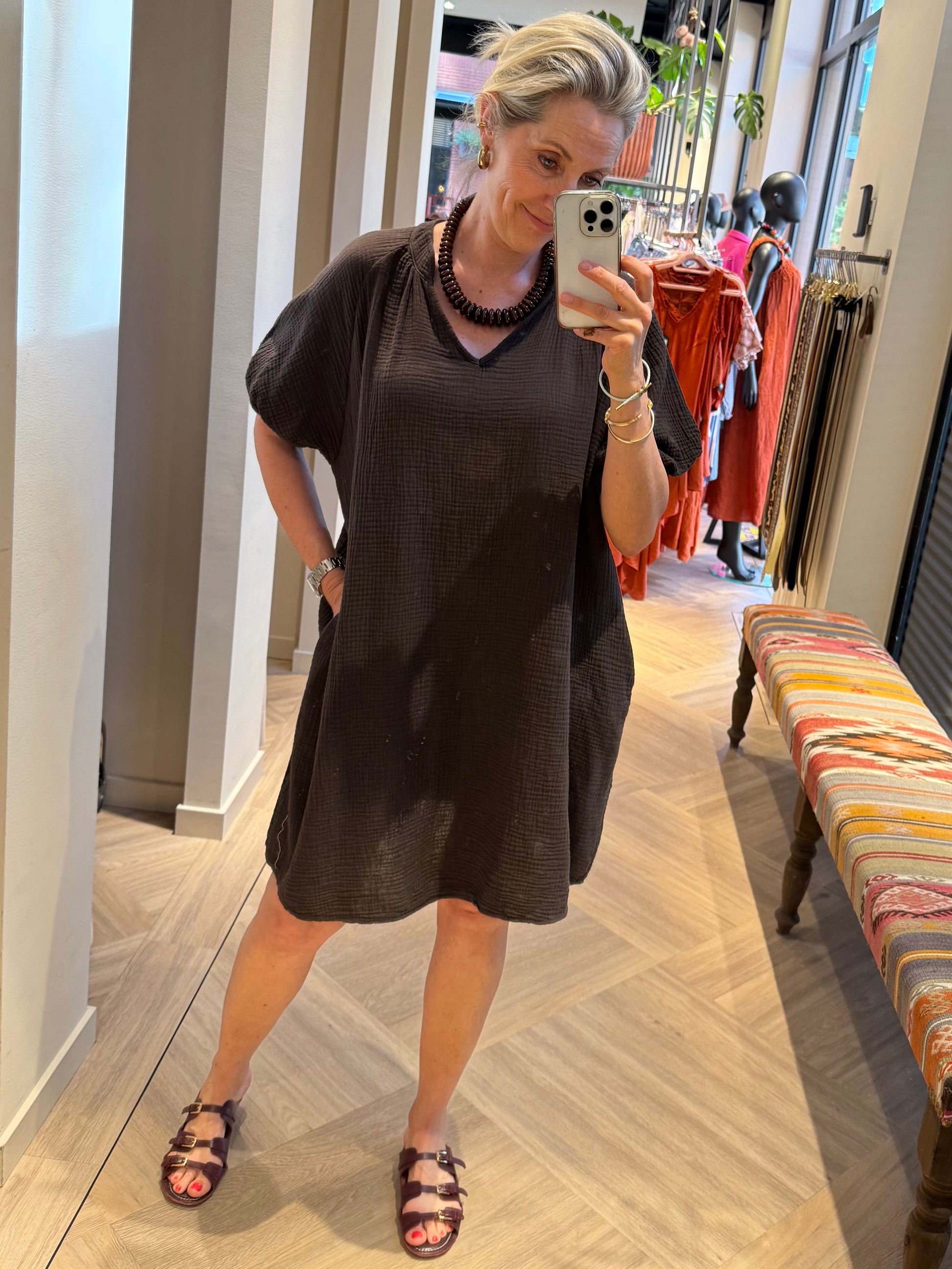 Jurk Gigi Mousseline Bruin - Peet kleding